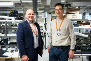 Tauno VähäHeikkilä, Vice President, Microelectronics Research Area, and Jyrki Kiihamäki, CoCreation Manager at VTT.