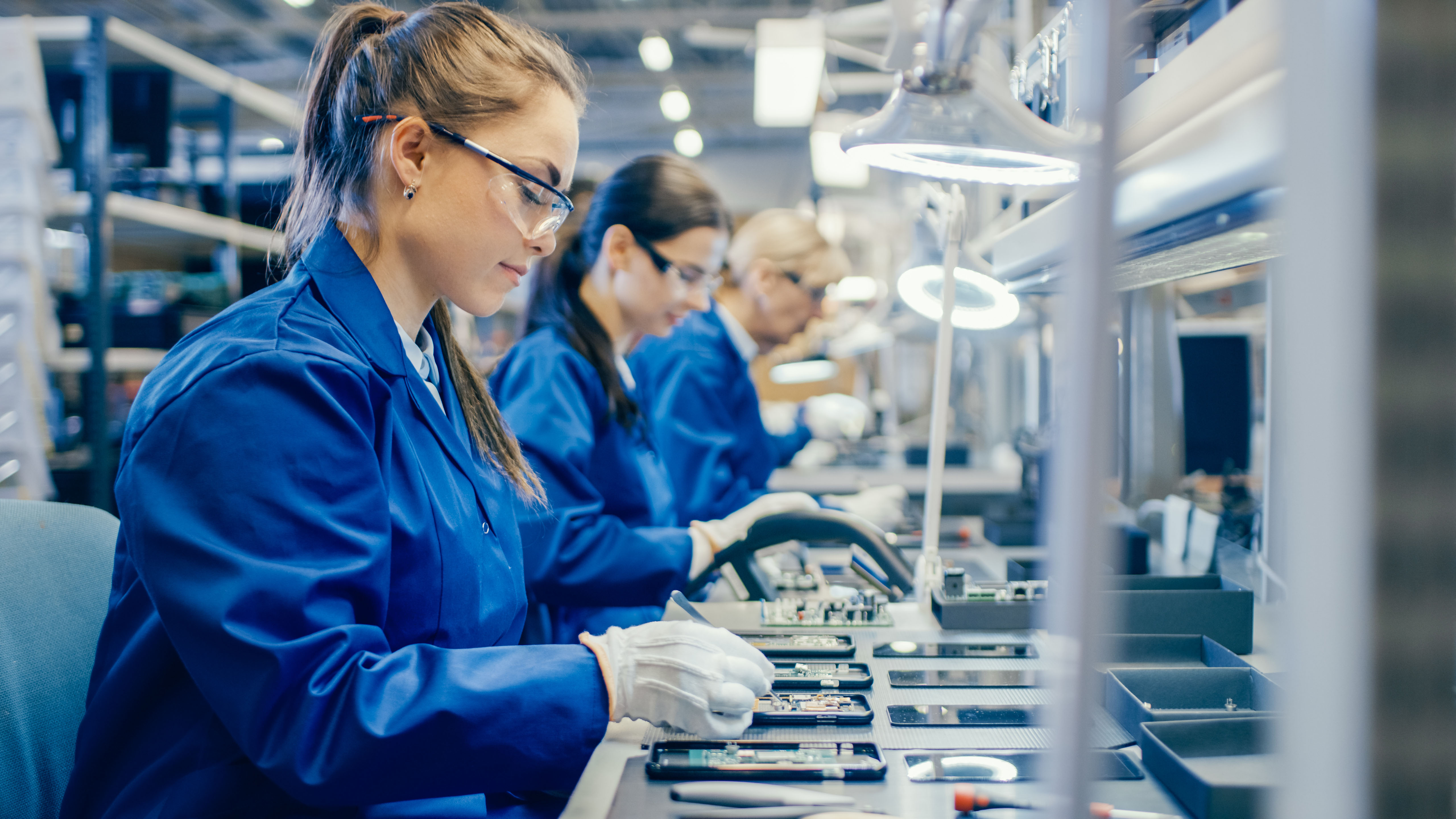 Вакансии предприятий. Colleagues in Factory. Workers. Employment in 4k photos.