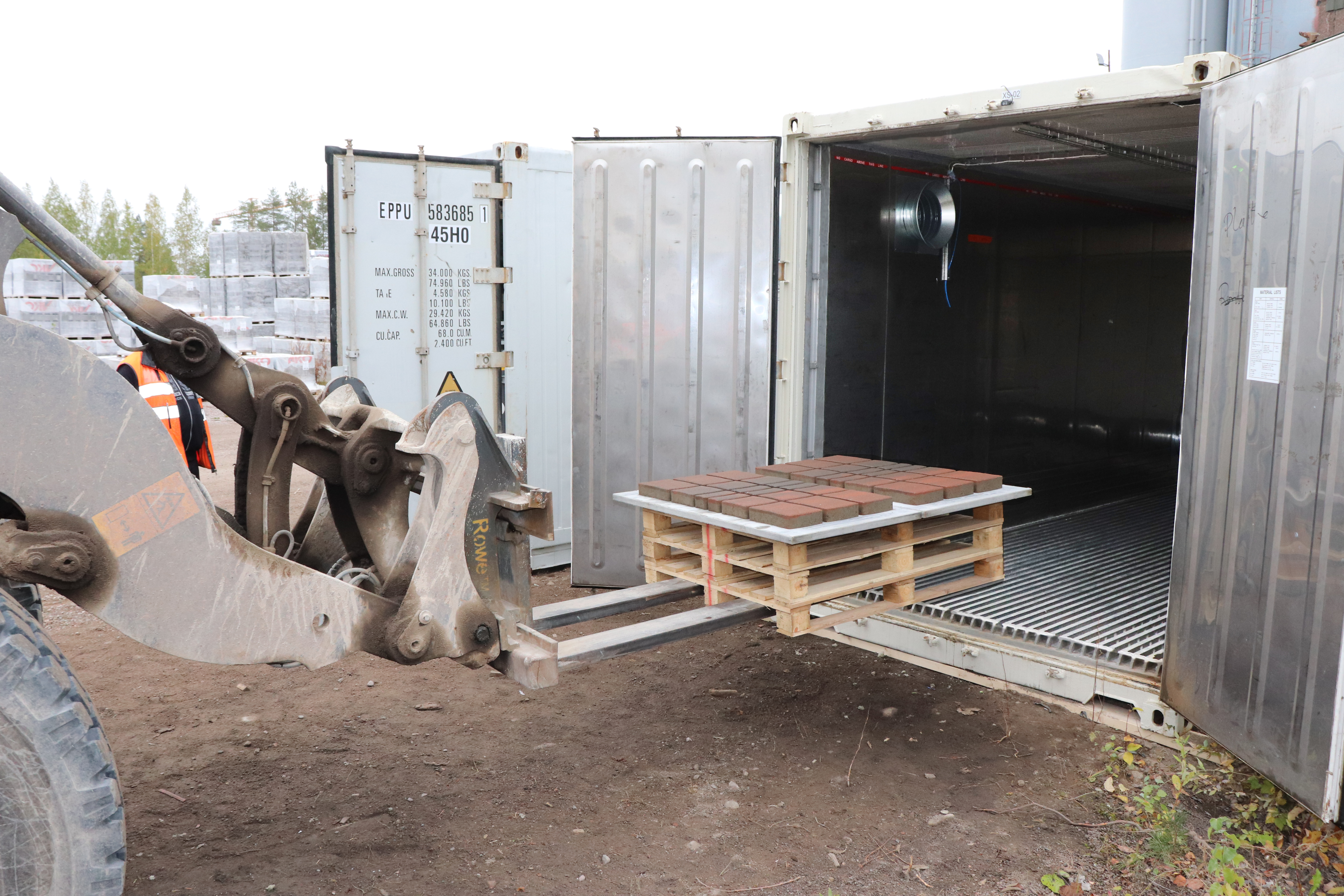 Carbonaide containers