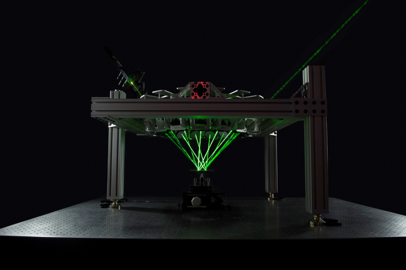 High Amplification Laser pressure Optic (HALO)