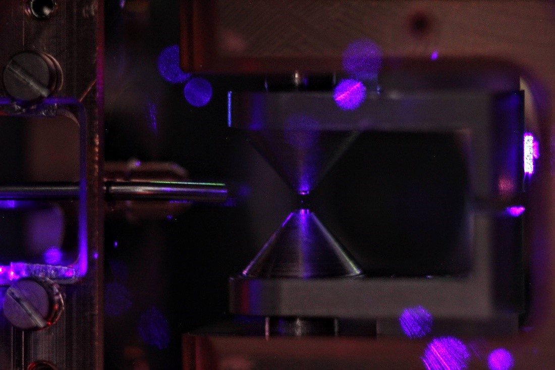 Mikes optical atomic clock