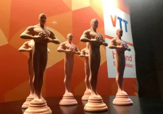 A photo of prize statues that were given to the winners at VTT&#039;s gala of failures.