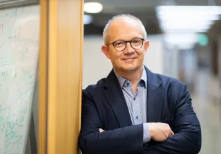 Tutkimusprofessori Juha Lehtonen (kuvalähde: Åbo Akademi)