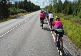 Päivä 1: Liimingan jälkeen jatkettiin kohti Ylivieskaa pääasiassa maanteitä pitkin