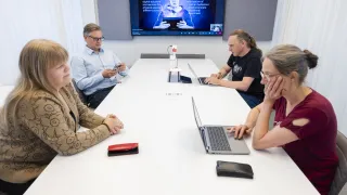 Membersofthe projectaretestingnewtechnology