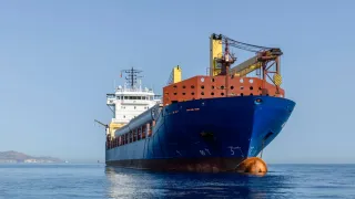 Hydrogen solutions for maritime transport