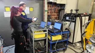 Two researchers working on METECHproject.