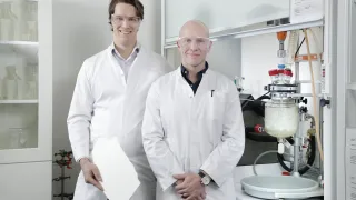 Miika Nikinmaa ja Tatu Miettinen, Elea &amp; Lili