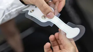 Wearable electronic device