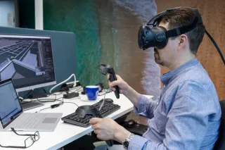 Man using VR glasses.