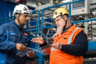 two scientists collaborating in bioruukki